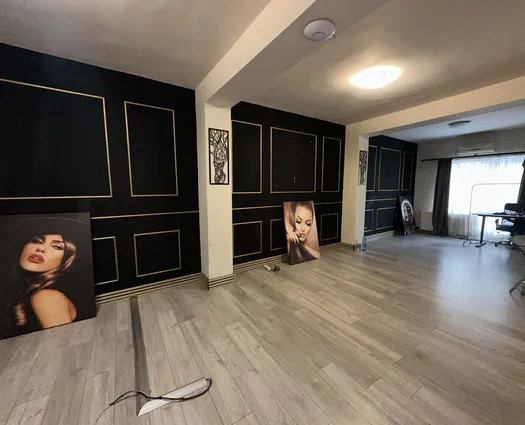 Birou Clasa A Calarasilor, 370 mp