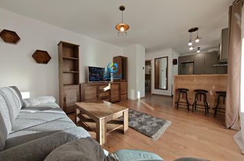 Apartament 2 camere de inchiriat TRACTORUL - Brasov anunturi imobiliare Brasov