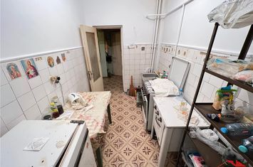 Apartament 2 camere de vanzare CENTRAL - Vrancea anunturi imobiliare Vrancea