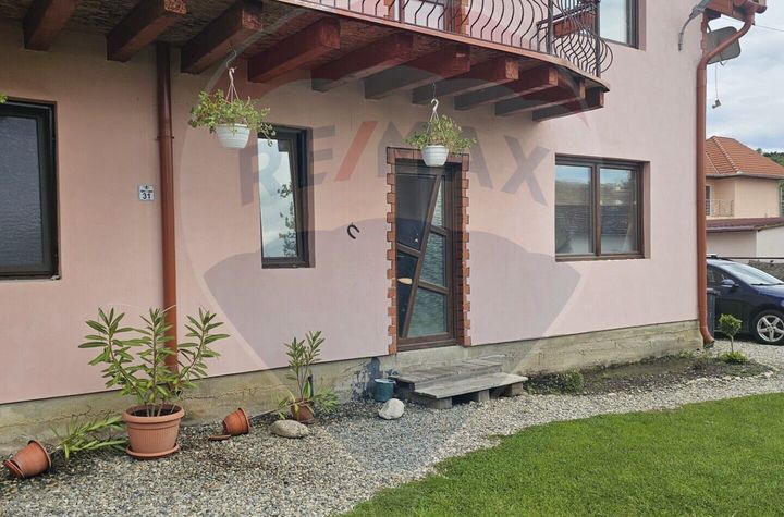 Casă  - Vilă  APARTAMENT LA CASA DE VANZARE anunturi imobiliare Sibiu