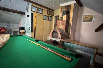 Casă - 4 camere de vanzare RADAUTI - Suceava anunturi imobiliare Suceava