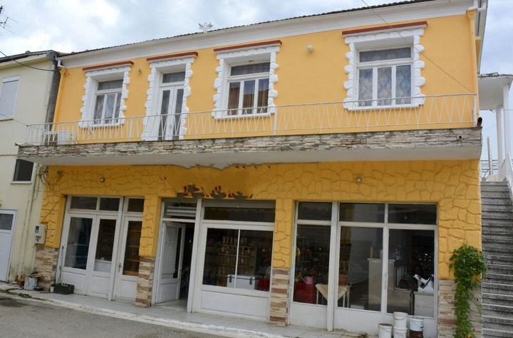 Clădire 293 mp cu magazin și apartament, Strimoniko anunturi imobiliare Grecia