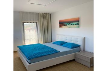 Apartament 3 camere de vanzare BORHANCI - Cluj anunturi imobiliare Cluj