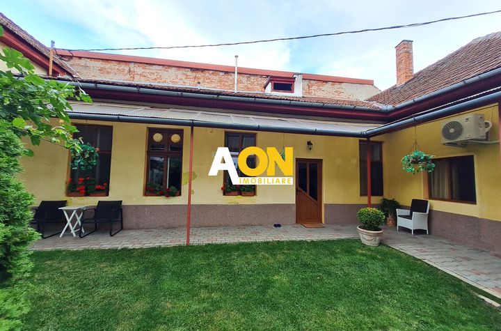 Casa 6 Camere, 160 mp, Teren 410 mp, Zona Centru anunturi imobiliare Alba
