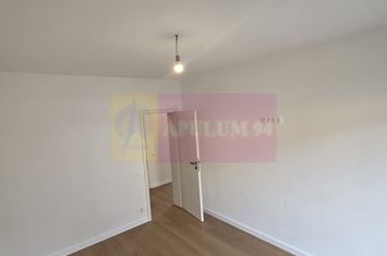 Apartament cu 2 camere de vanzare in Busteni, curte si loc de parcare anunturi imobiliare Prahova
