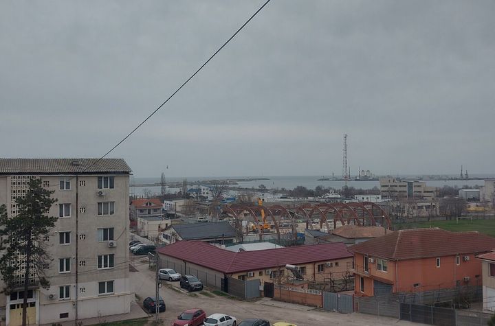 MANGALIA AP 2 CAMERE ZONA 1 DECEMBRIE anunturi imobiliare Constanta