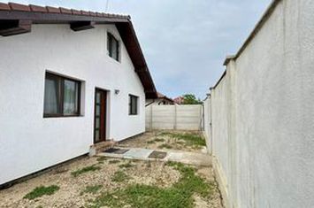 Casă - 3 camere de vanzare CIHEI - Bihor anunturi imobiliare Bihor