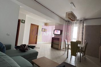 Vanzare apartament de 2 camere in zona Decebal adiacent anunturi imobiliare Bucuresti