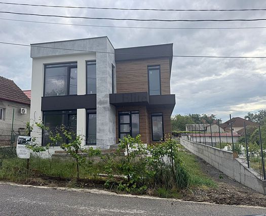 Vilă 5 cam Dealuri Oradea, 192 mp, P+1