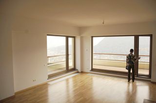 Patru din primii cinci consultanţi imobiliari au avut pierderi în 2009, Colliers cele mai importante