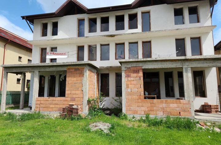 Vilă - 7 camere de vanzare DOBROIESTI - Bucuresti anunturi imobiliare Bucuresti