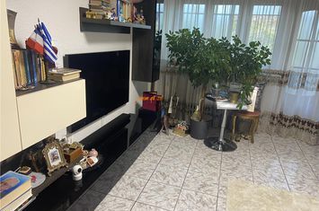 Apartament 3 camere de vanzare ULTRACENTRAL - Vrancea anunturi imobiliare Vrancea