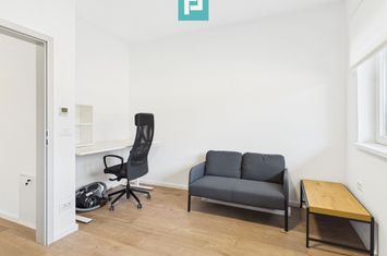 Spațiu de birouri NOU Parter 45 mp cu parcare anunturi imobiliare Arad