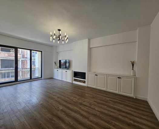 Apartament 3 camere Baneasa, 77 mp