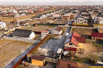 Casă - 3 camere de vanzare EXTERIOR EST - Brasov anunturi imobiliare Brasov