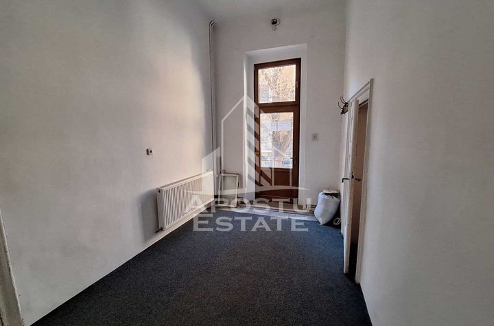 Apartament, 2 camere, micut si cochet, 40 mp utili,Ultracentral anunturi imobiliare Arad