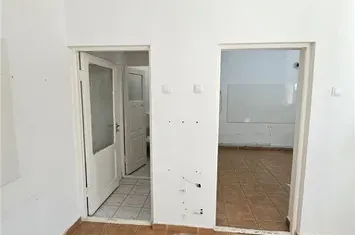 Spațiu comercial de inchiriat ASTRA - Brasov anunturi imobiliare Brasov