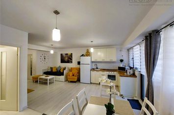 Apartament 3 camere de vanzare CENTRAL - Brasov anunturi imobiliare Brasov