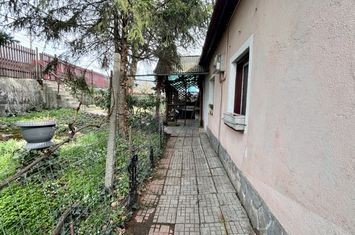 Casă - 4 camere de vanzare LES - Bihor anunturi imobiliare Bihor