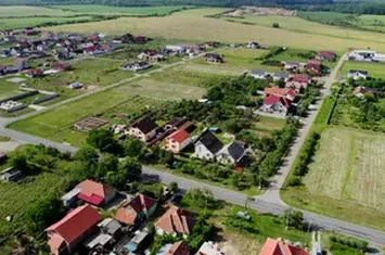 Casă - 5 camere de vanzare FRUMUSENI - Arad anunturi imobiliare Arad