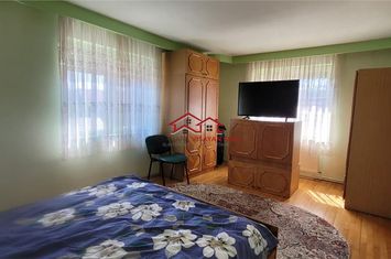 Casă - 5 camere de vanzare LAZARET - Sibiu anunturi imobiliare Sibiu