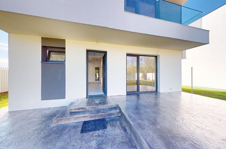 CASA DE LANGA PADURE, Clinceni str. Mierlei 73J anunturi imobiliare Bucuresti