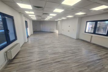 Spațiu comercial de închiriat anunturi imobiliare Prahova