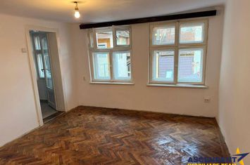 Garsonieră de vanzare CENTRUL ISTORIC - Brasov anunturi imobiliare Brasov
