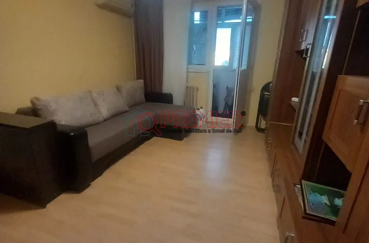 TITAN Bd. 1 Decembrie 1918 anunturi imobiliare Bucuresti