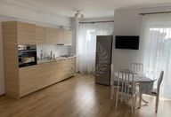 650 €, Apartament 3 camere