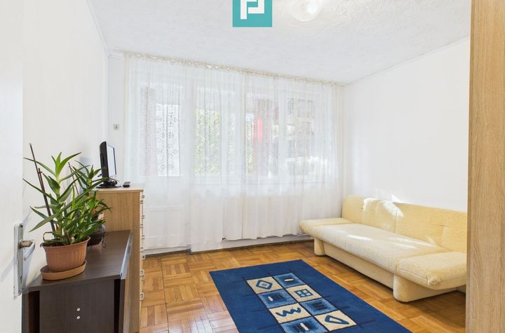 Apartament spațios 2 camere pe Calea Iuliu Maniu anunturi imobiliare Arad