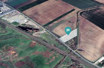 Teren extravilan 10.000 mp – PUZ în curs anunturi imobiliare Arad