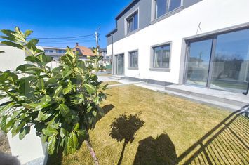 Casă - 4 camere de vanzare CLUJ-NAPOCA - Cluj anunturi imobiliare Cluj