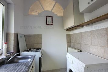 Casă - 5 camere de vanzare IASI - Iasi anunturi imobiliare Iasi
