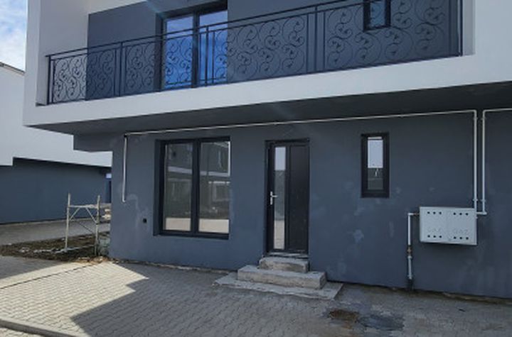Vilă - 4 camere de vanzare RASINARI - Sibiu anunturi imobiliare Sibiu