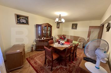 Apartament 3 camere de vanzare CUGIR - Alba anunturi imobiliare Alba