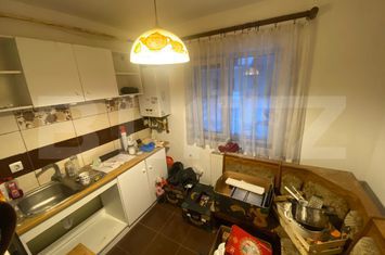 Apartament 2 camere de vanzare BACIU - Cluj anunturi imobiliare Cluj
