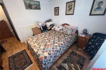 Apartament 3 camere de vanzare CENTRAL - Bacau anunturi imobiliare Bacau