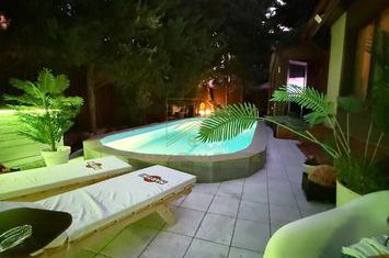 Vanzare - Vila cu piscina si finisaje premium - Otopeni anunturi imobiliare Bucuresti