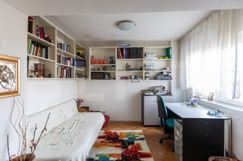 Apartament 4 camere de vanzare CENTRUL CIVIC - Brasov anunturi imobiliare Brasov