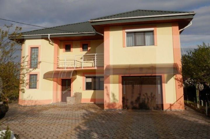 Vilă - 5 camere de vanzare VISAN - Iasi anunturi imobiliare Iasi
