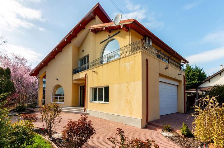 Casă - 8 camere de vanzare IANCU NICOLAE - Bucuresti anunturi imobiliare Bucuresti