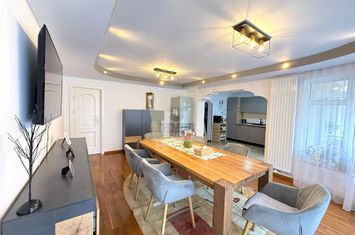 Casă - 6 camere de inchiriat CENTRAL - Sibiu anunturi imobiliare Sibiu