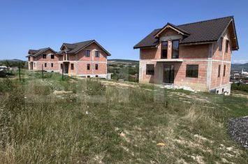 Vilă - 4 camere de vanzare DEJ - Cluj anunturi imobiliare Cluj