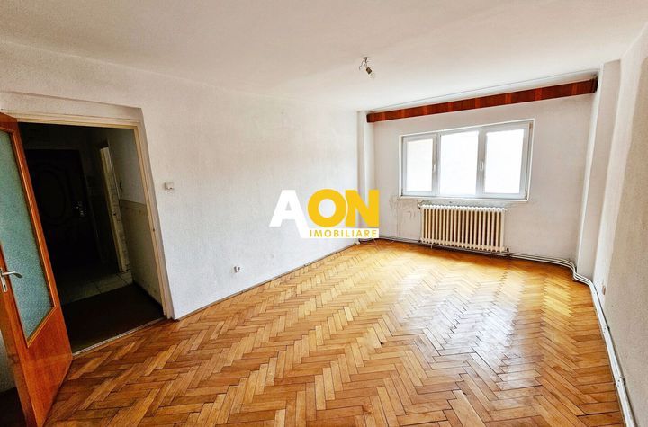 Apartament 3 camere, decomandat, zona Liceului Sportiv anunturi imobiliare Alba