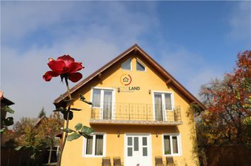 Casă - 5 camere de vanzare EXTERIOR EST - Brasov anunturi imobiliare Brasov