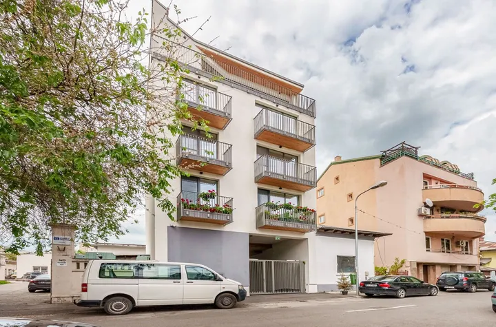 Polona Tunari Bloc 2022 Apart 3 camere 90 mp premium gradina proprie anunturi imobiliare Bucuresti