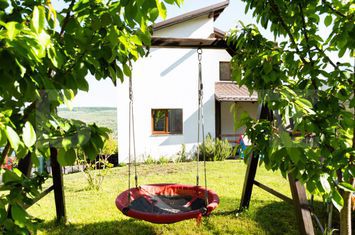 Vilă - 5 camere de vanzare FLORESTI - Cluj anunturi imobiliare Cluj