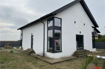 Casă - 6 camere de vanzare CAMPINEANCA - Vrancea anunturi imobiliare Vrancea