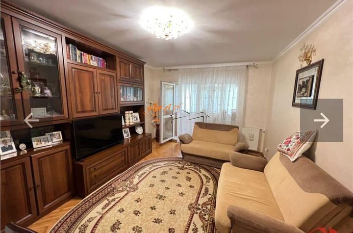 Apartament 3 camere de vanzare ULTRACENTRAL - Vrancea anunturi imobiliare Vrancea